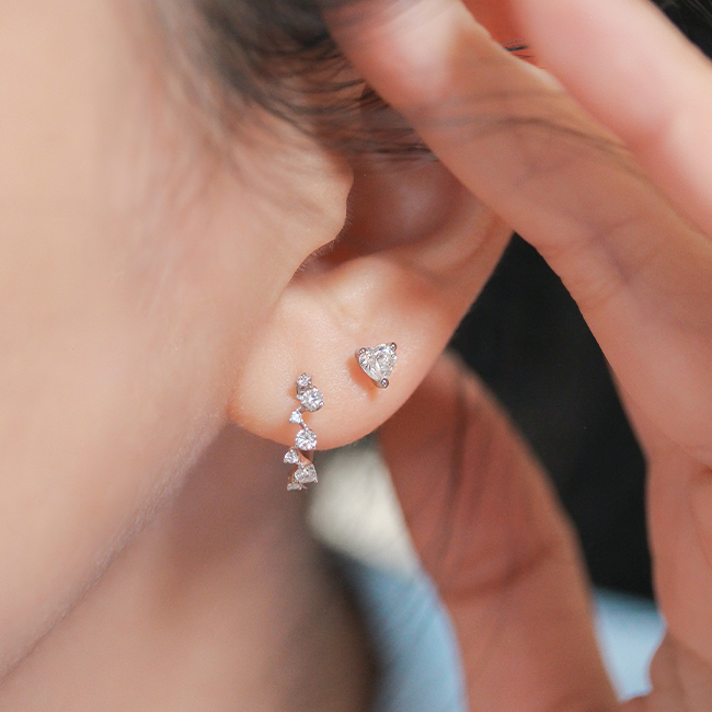 Heart shaped diamond flat back